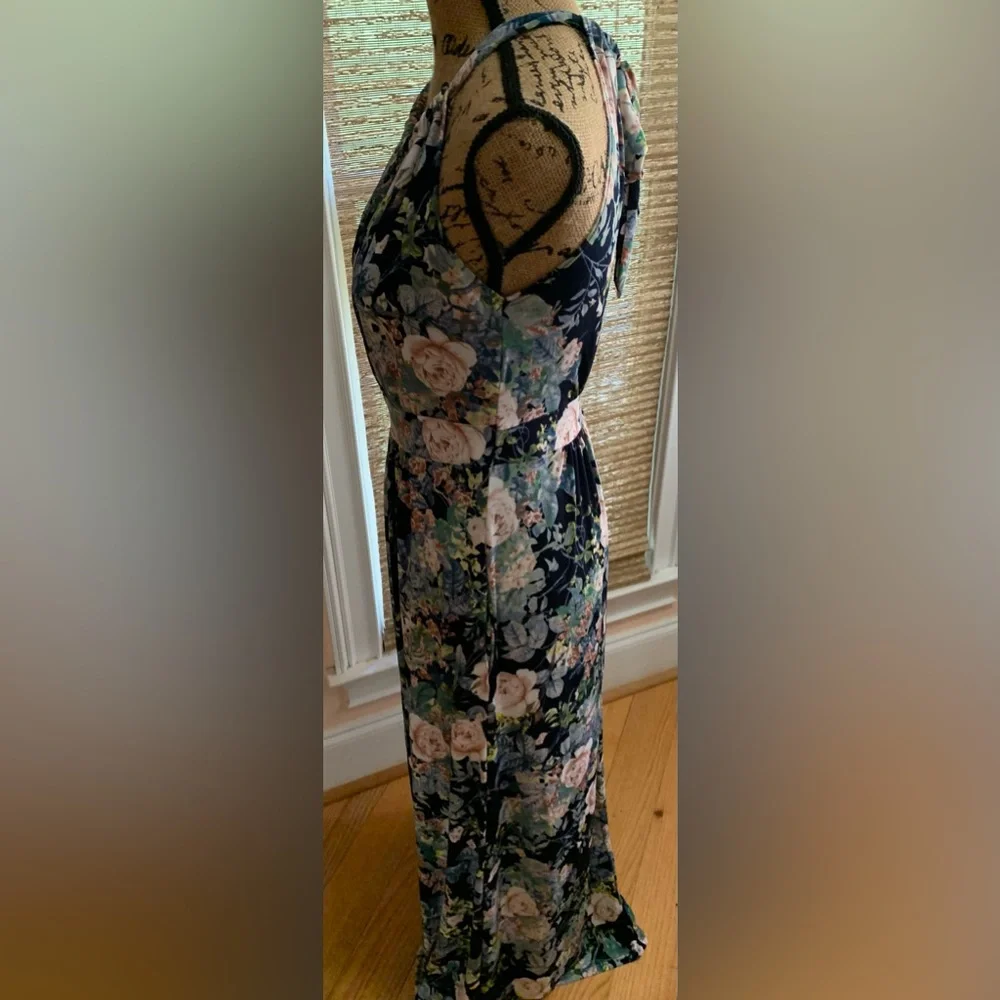 eloges Blue and multi color floral halter toe neck maxi dress Size M NWOT - Picture 7 of 7